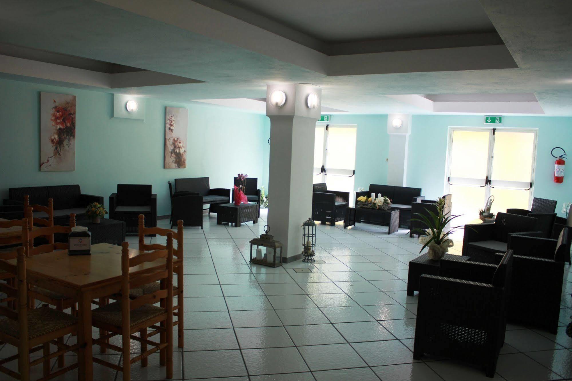 Hotel Dori D'Oro Orosei Bagian luar foto