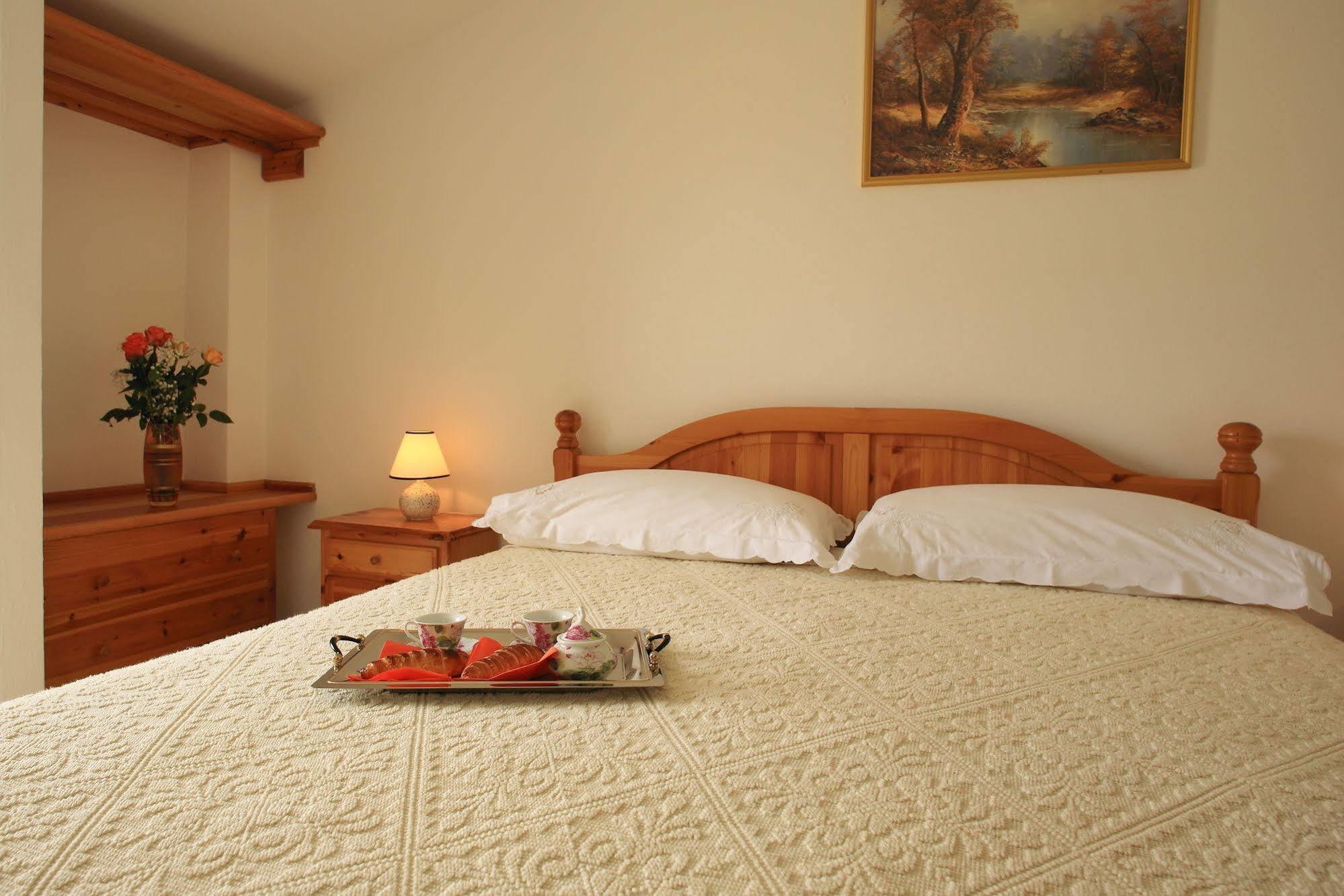 Hotel Dori D'Oro Orosei Bagian luar foto